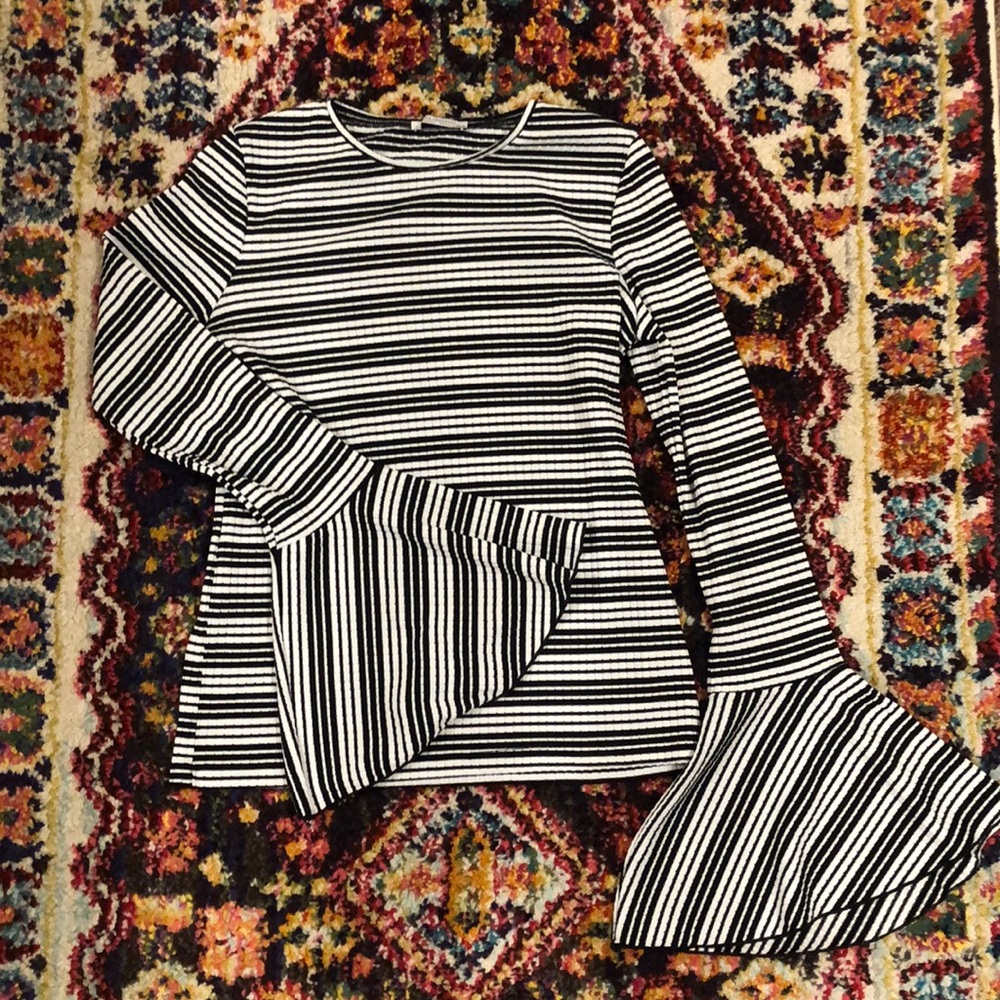 Zara bell sleeve top
